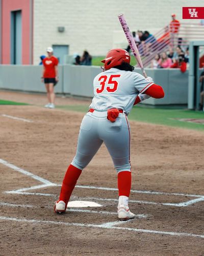 Video post by @UHCougarSB on Twitter
