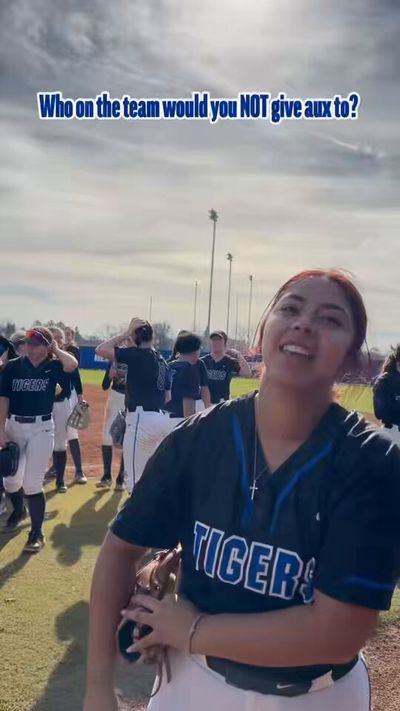 Video post by @MemphisSoftball on Twitter