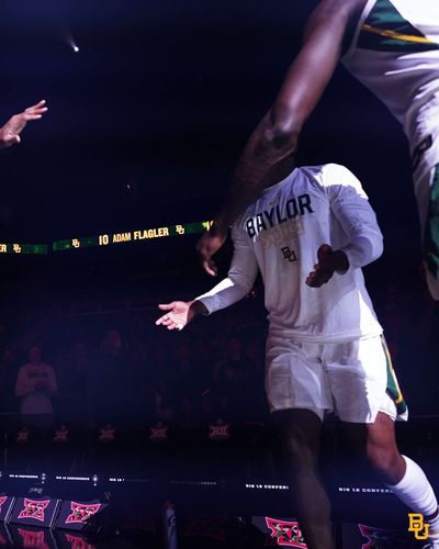 Video post by @BaylorMBB on Twitter