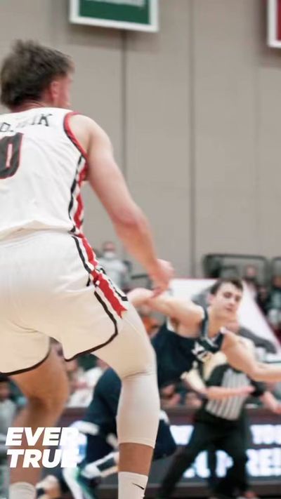 Video post by @BrownU_MBB on Twitter