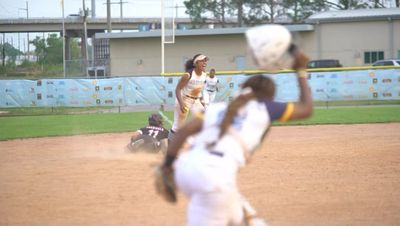 Video post by @susoftball_ on Instagram