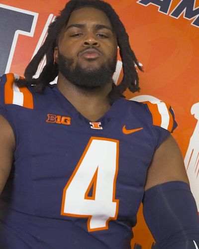 Video post by @IlliniFootball on Twitter