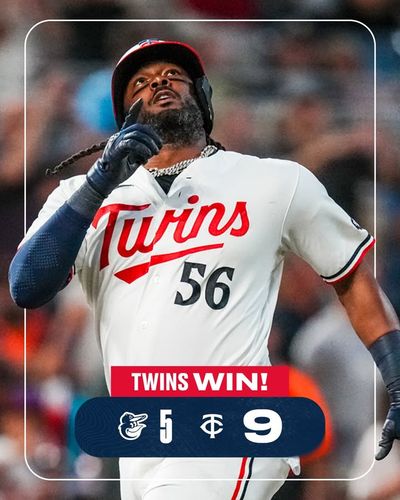 Image post by @Twins on Facebook