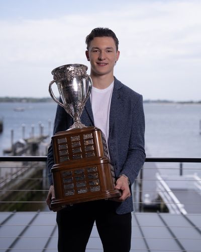 Image post by @nyislanders on Instagram