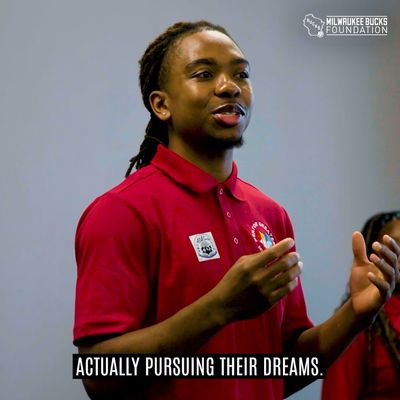 Video post by @BucksCommunity on Facebook