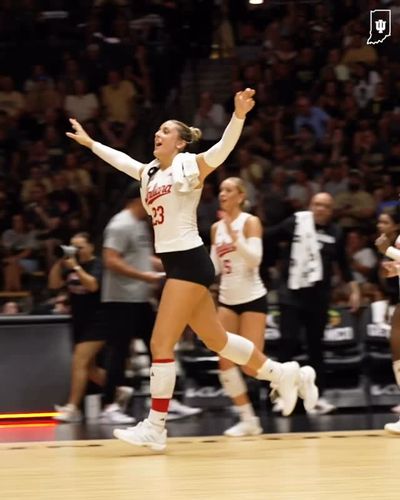 Video post by @indianavb on Instagram