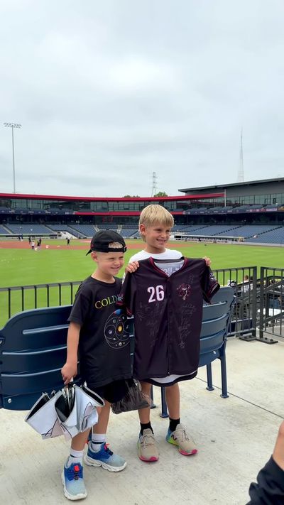 Video post by @gosquirrels on TikTok
