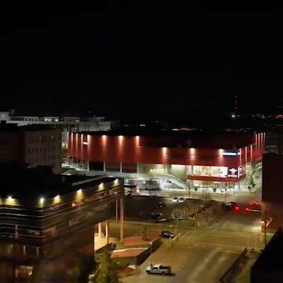 Video post by @abbycanucks on Twitter