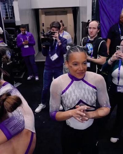 Video post by @LSUgym on Twitter