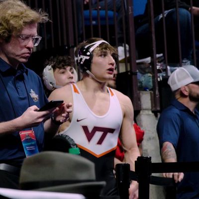 Video post by @HokiesWrestling on Twitter