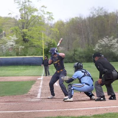 Video post by @TheQBaseball on Twitter