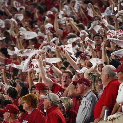 Video post by @IndianaFootball on Twitter