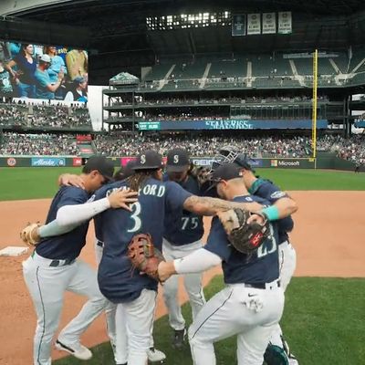 Video post by @Mariners on Twitter