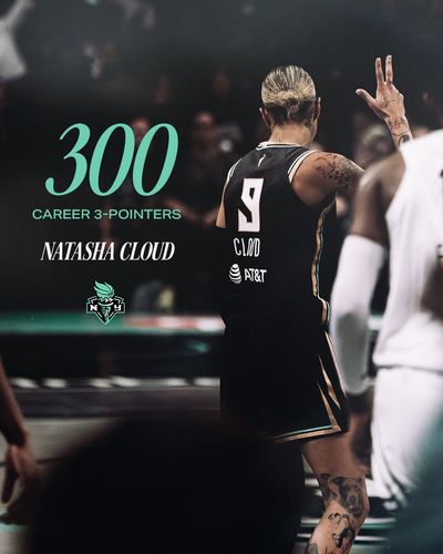 Image post by @nyliberty on Twitter