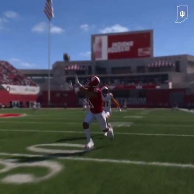 Video post by @IndianaFootball on Twitter