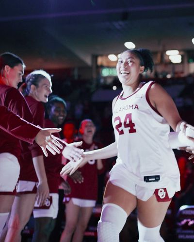Video post by @OU_WBBall on Twitter