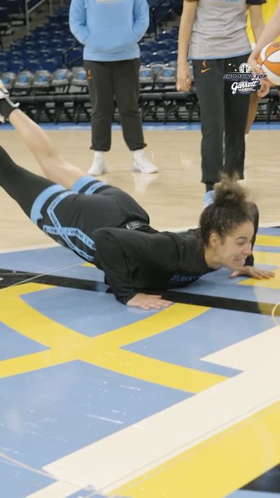 Video post by @chicagosky on Instagram