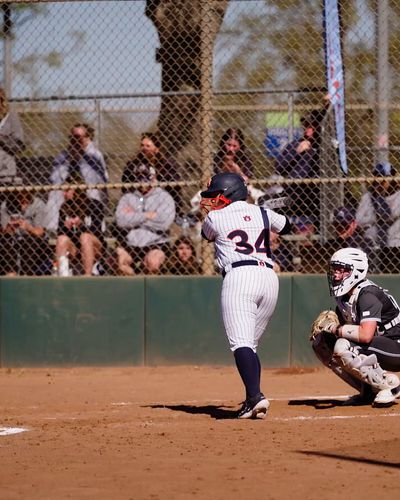 Video post by @AuburnSoftball on Twitter