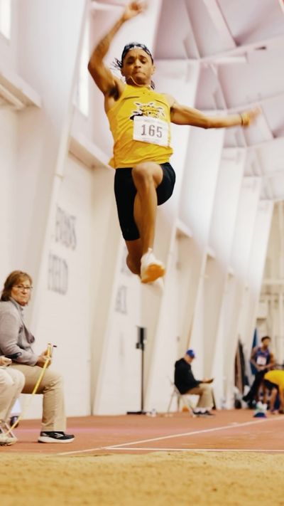 Video post by @goshockerstfxc on Instagram
