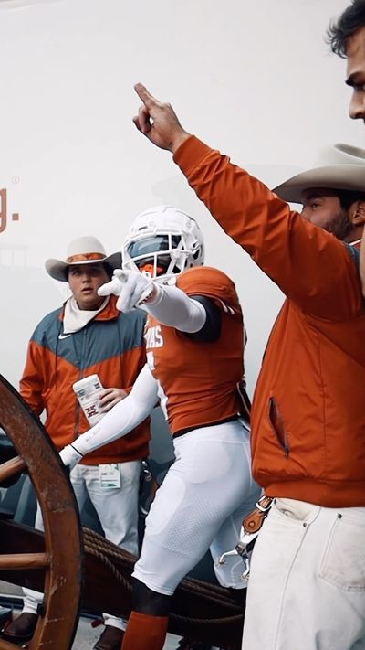 Video post by @texasfootball on Instagram