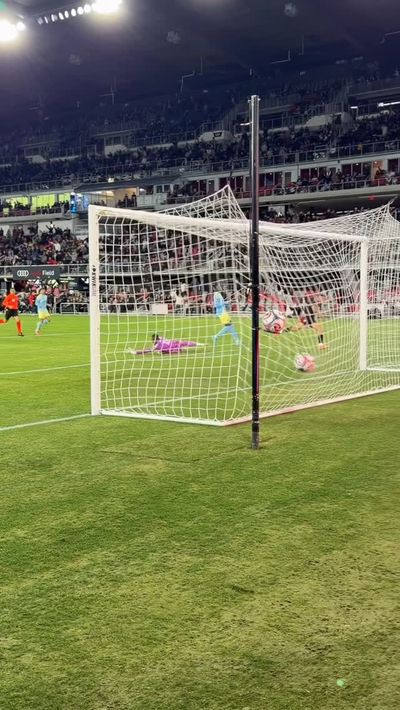 Video post by @dcunited on Instagram