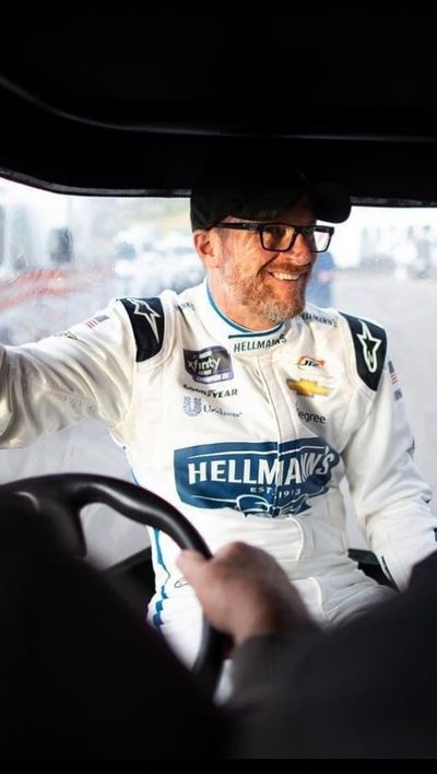 Video post by @dalejr on Instagram