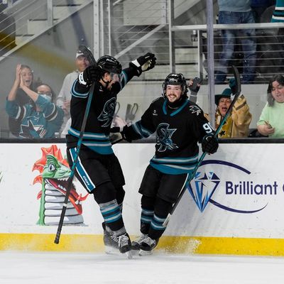 Image post by @sjbarracuda on Twitter