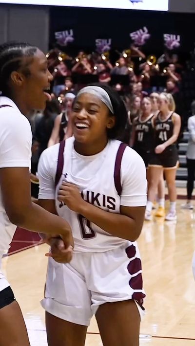 Video post by @siu_wbasketball on Instagram