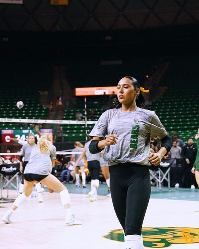 Video post by @BaylorVBall on Twitter
