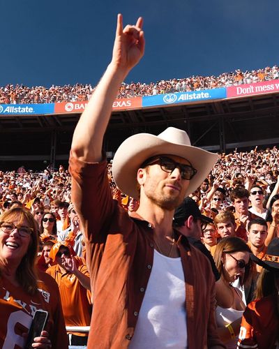 Video post by @TexasLonghorns on Twitter