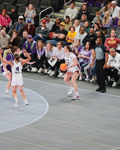 Video post by @tcuwbb on Twitter