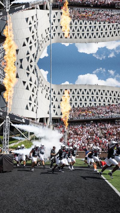 Video post by @gobearcatsfb on Instagram