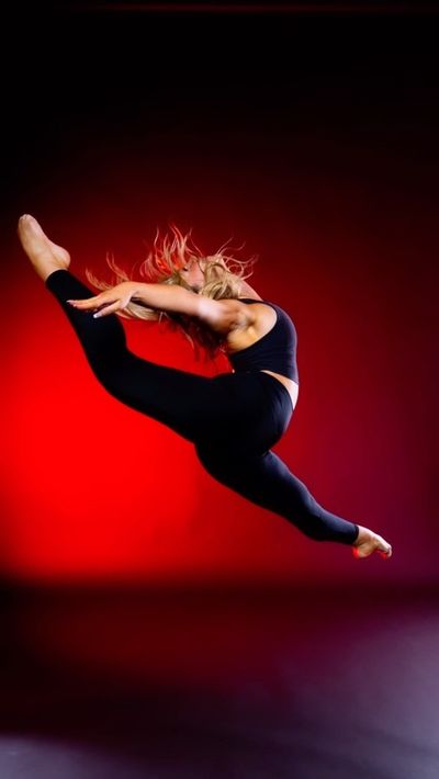 Video post by @miamidanceteam on Instagram