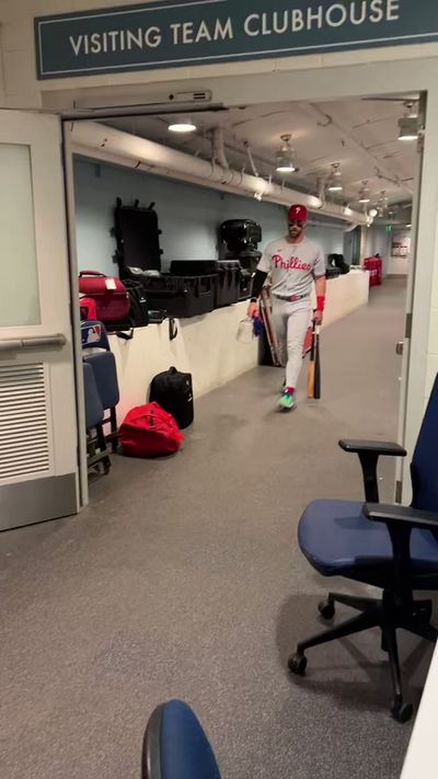 Video post by @Phillies on Twitter