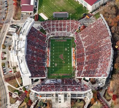 Image post by @hokiesfb on Instagram