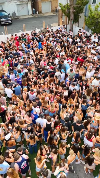 Video post by @fetii on Instagram