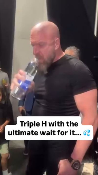 Video post by @Fanatics on Facebook