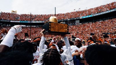 Video post by @TexasFootball on Twitter