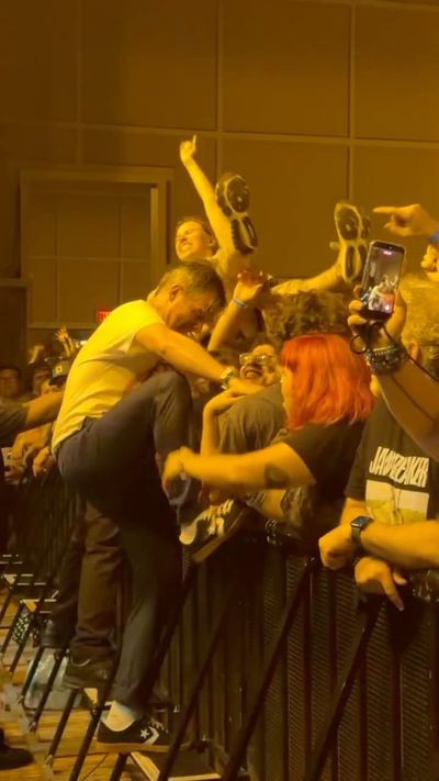 Video post by @warsawconcerts on Instagram