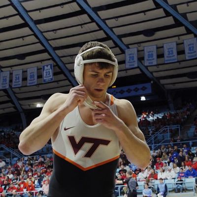 Video post by @HokiesWrestling on Twitter