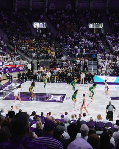 Video post by @tcuwbb on Twitter