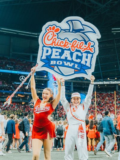 Image post by @marchinghundred on Instagram