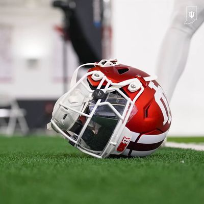 Video post by @IndianaFootball on Twitter