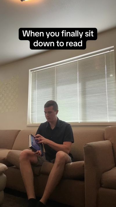 Video post by @rivernovareads on TikTok