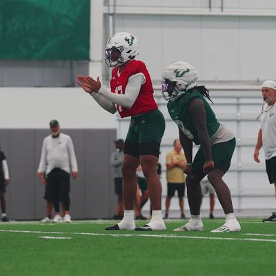 Video post by @USFFootball on Twitter