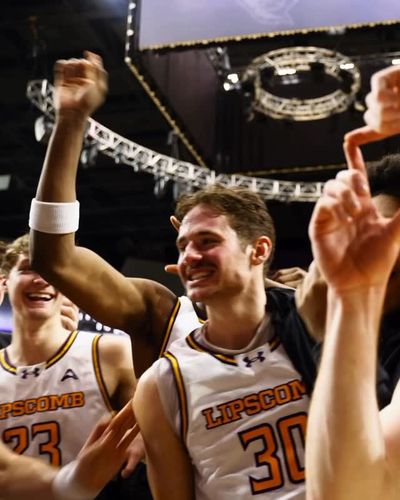 Video post by @lipscombmbb on Instagram