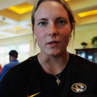 Video post by @MizzouSoftball on Twitter