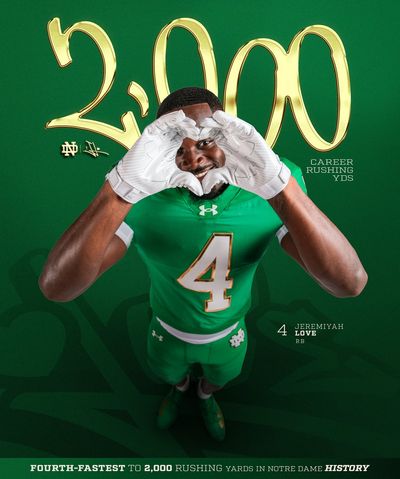 Image post by @NDFootball on Twitter