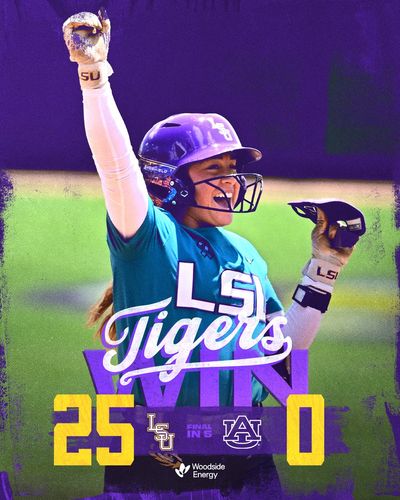 Image post by @LSUsoftball on Twitter