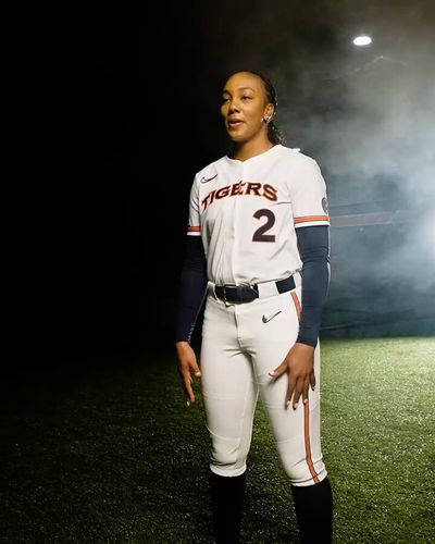 Video post by @AuburnSoftball on Twitter